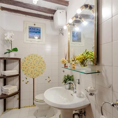 Nel Bosco, Charming Tuscan Retreat With Private Pool And View 别墅 *