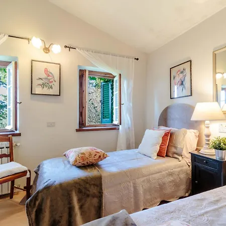 Nel Bosco, Charming Tuscan Retreat With Private Pool And View 别墅 *