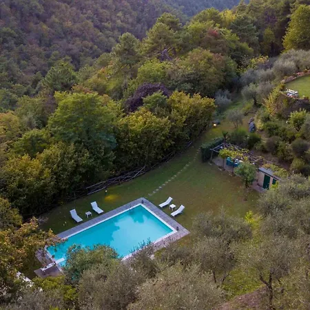 Nel Bosco, Charming Tuscan Retreat With Private Pool And View 卢卡